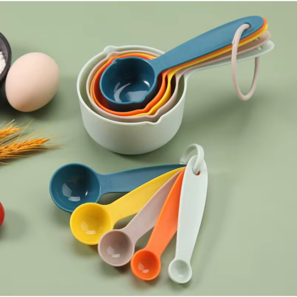 Measuring Cups and Spoons Set